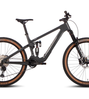 STEPPENWOLF TUNDRA 9.0 2026 Carbon E-Enduro MTB Avinox 800Wh SRAM Eagle 70 12-Speed Full Suspension