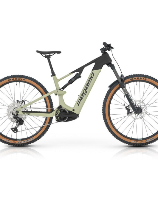 Megamo Flame CRB 10 2026