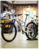 Scott Spark RC Team 2025 Carbon Cross-Country Race Mountain Bike