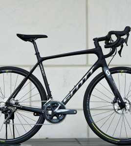 Scott Addict 10 2021 Carbon Endurance Road Bike Shimano Ultegra 2x11-Speed Syncros RP 2.0
