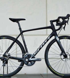 Scott Addict 10 2021 Carbon Endurance Road Bike Shimano Ultegra 2x11-Speed Syncros RP 2.0