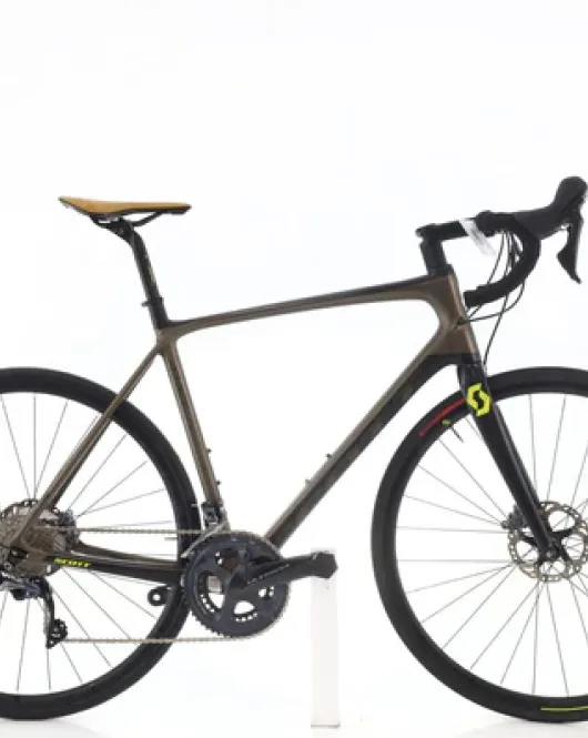 Scott Addict 10 2021 Carbon Endurance Road Bike Shimano Ultegra 2x11-Speed Syncros RP 2.0