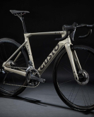 GUSTO Cobra EVO DB Sport TE 2024 Carbon Aero Road Bike – Shimano 105 Di2 12-Speed Team Edition