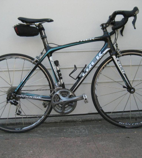 Trek Madone 5.2 2010 Carbon Road Bike – Shimano Ultegra 2x10-Speed – Bontrager RL Wheelset