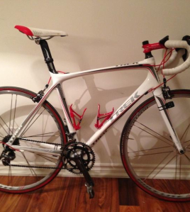 Trek Madone 5.2 2010 Carbon Road Bike – Shimano Ultegra 2x10-Speed – Bontrager RL Wheelset