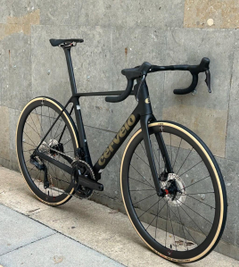Cervélo R5 2024 Carbon Road Bike – Shimano Ultegra Di2 12-Speed with Reserve 37 Carbon Wheels