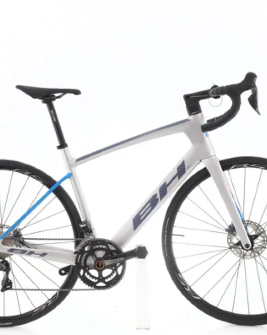 BH Quartz 2021 Carbon Endurance Road Bike Shimano Ultegra Di2 2x11-Speed Shimano RS Wheels