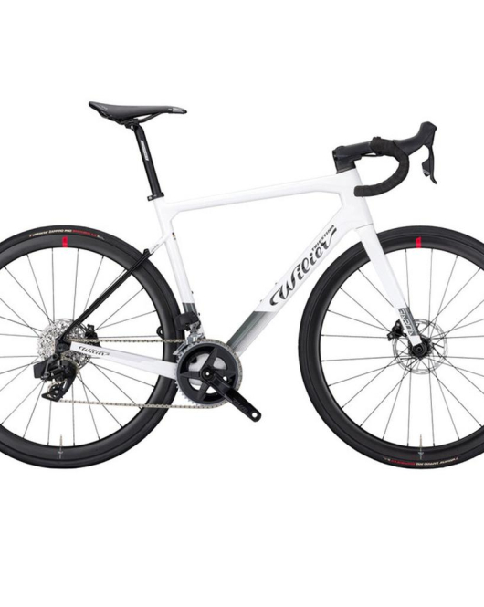 Wilier Triestina Garda 2026 Carbon Endurance Road Bike Shimano 105 Di2 12-Speed Disc Brake Wilier Triestina Garda 2026 Carbon Endurance Road Bike Shimano 105 Di2 12-Speed Disc Brake