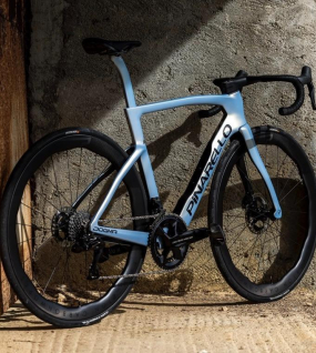 Pinarello Dogma F 2025 – WorldTour Racing Superbike