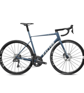 Factor O2 2023 SRAM Red AXS 2x12-Speed – Lightweight Carbon Climbing Road Bike