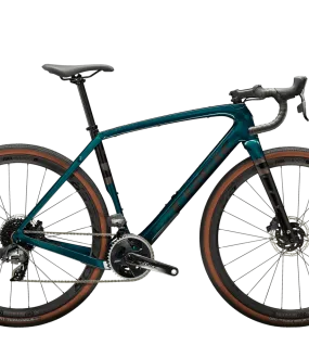 Giant Revolt Advanced 2 2024 Carbon Gravel Bike – Endurance & Adventure Performance Bicycle