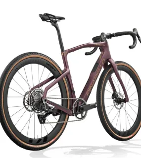 Pinarello Grevil F7 2026 Gravel Bike – Carbon Performance Gravel Race Bicycle – Shimano GRX Endurance Adventure Bike