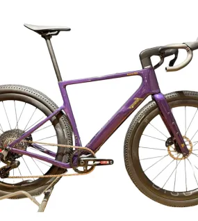 3T Extrema Italia 2026 Gravel Bike – Premium Italian Carbon Adventure Bicycle with Performance Geometry, Lightweight Design & Racing Capability